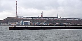 Blick vom D&uuml;nen-Hafen auf Helgoland .